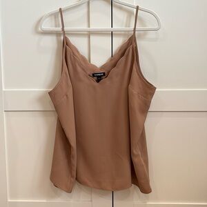 Express tan scalloped v neck downtown cami tank XL